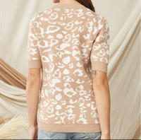 Short Sleeve Leopard Print Sweater